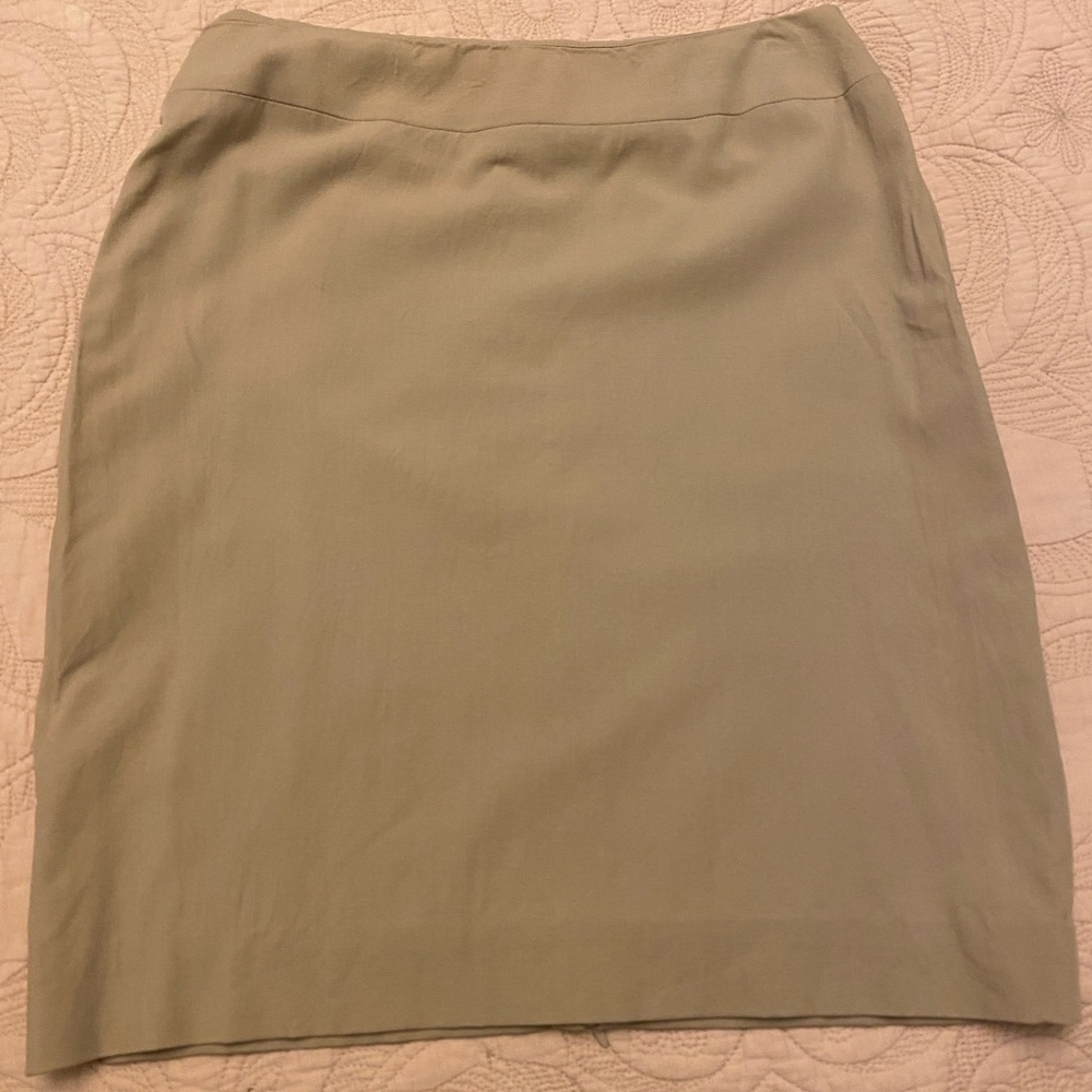 Tahari skirt